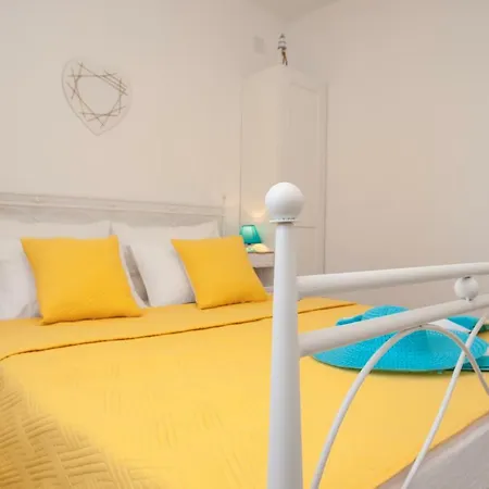 Apartments Sarbunal Bol Extérieur photo